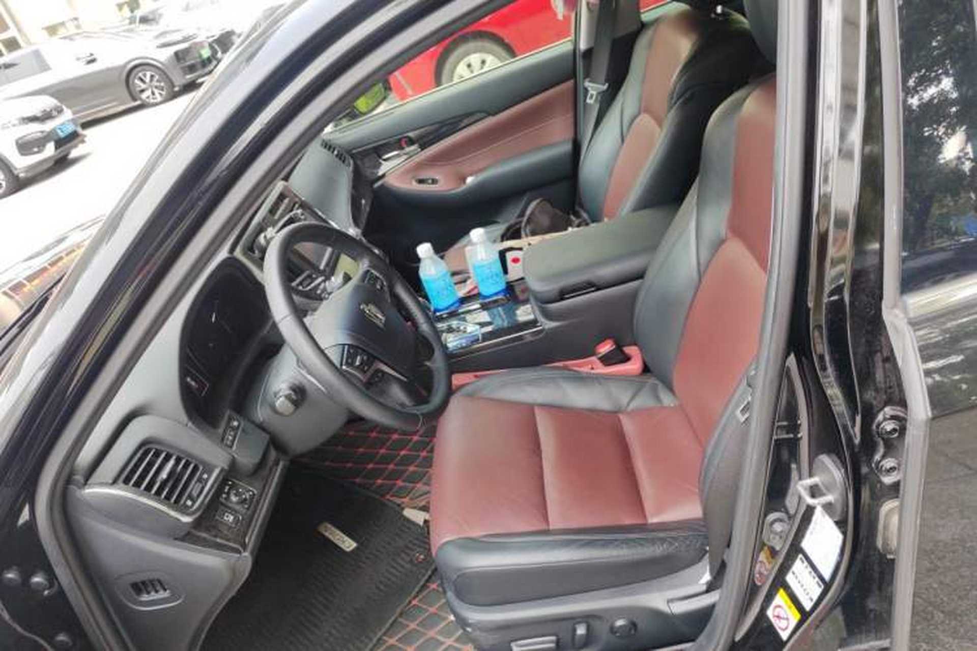 Used Toyota Crown 2018 2.0T Sport Edition Left Front Seat