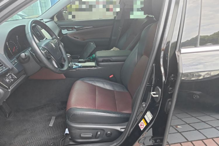 Used Toyota Crown 2018 2.0T Sport Edition Left Front Seat