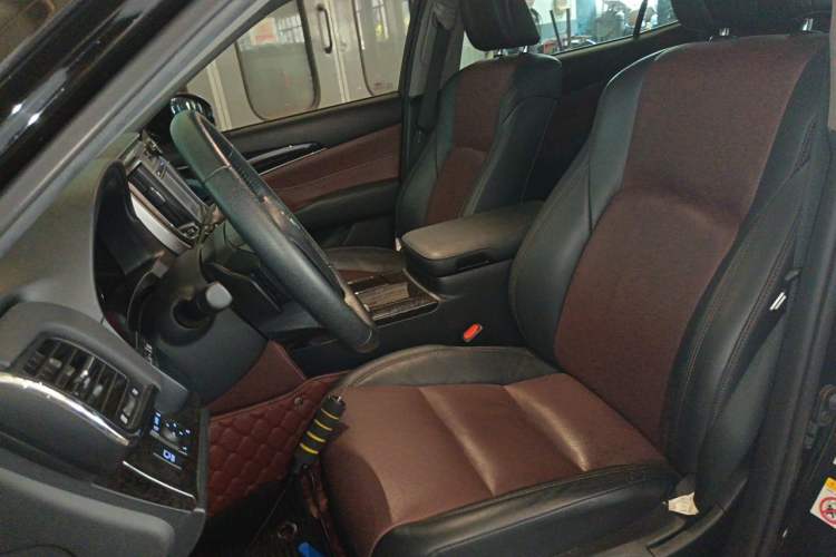 Used Toyota Crown 2018 2.0T Sport Edition Left Front Seat