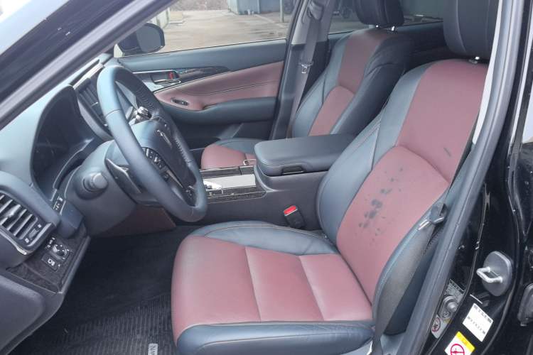Used Toyota Crown 2018 2.0T Sport Edition Left Front Seat