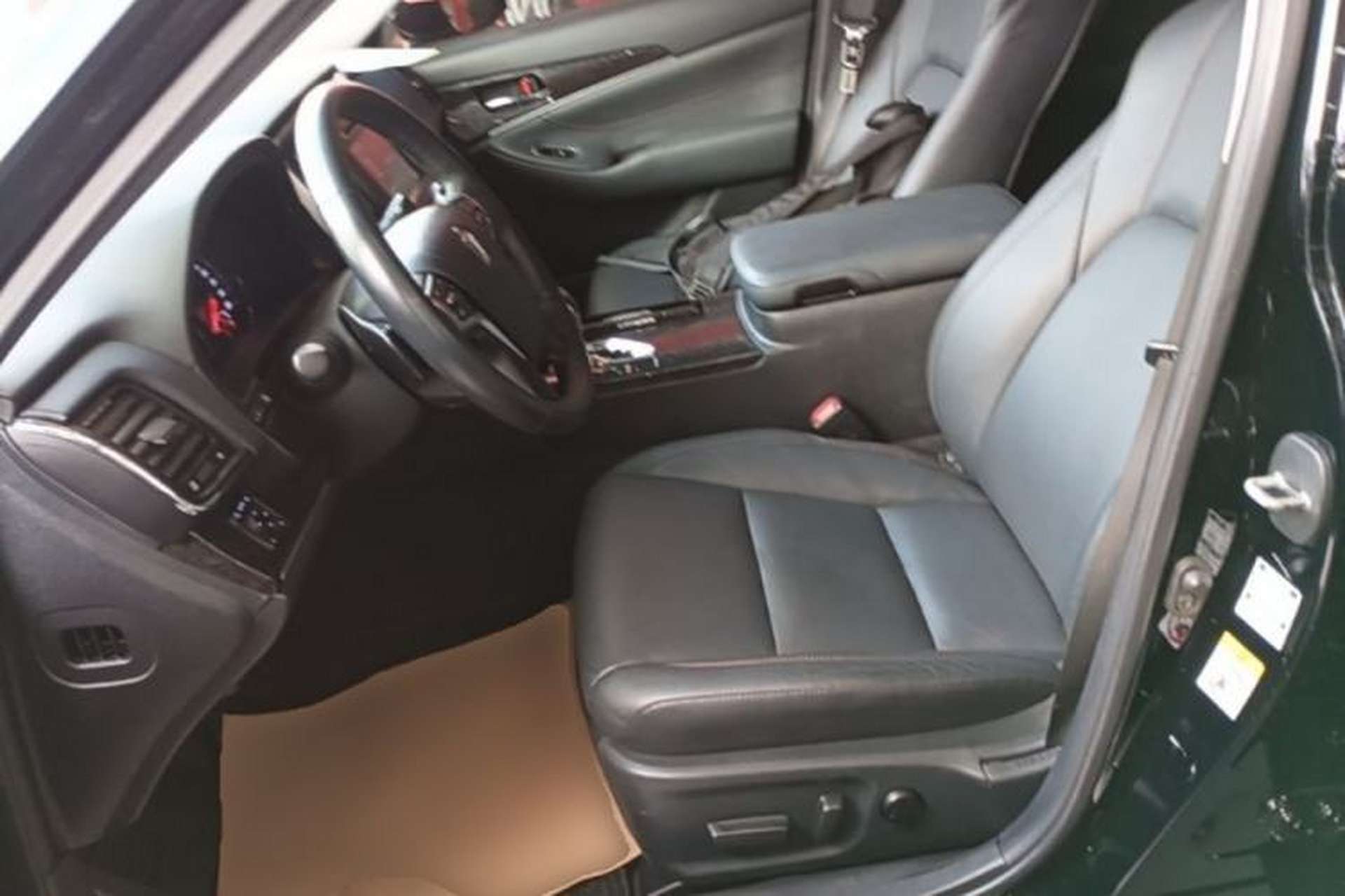Used Toyota Crown 2018 2.0T Fashion Edition Left Front Seat
