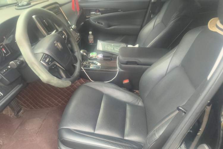 Used Toyota Crown 2018 2.0T Fashion Edition Left Front Seat