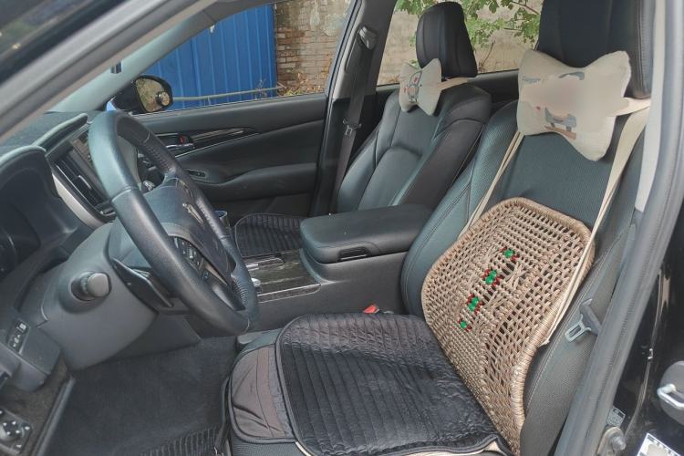Used Toyota Crown 2018 2.0T Fashion Edition Left Front Seat