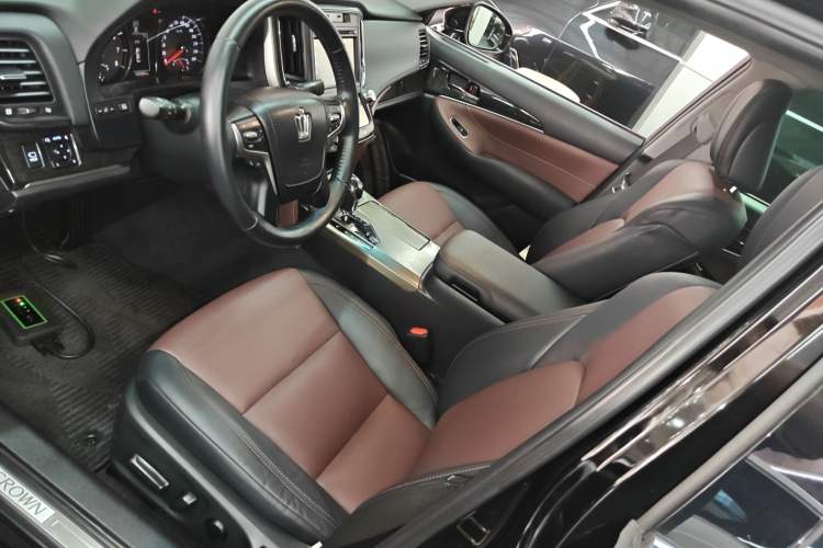 Used Toyota Crown 2018 2.0T Sport Edition Left Front Seat
