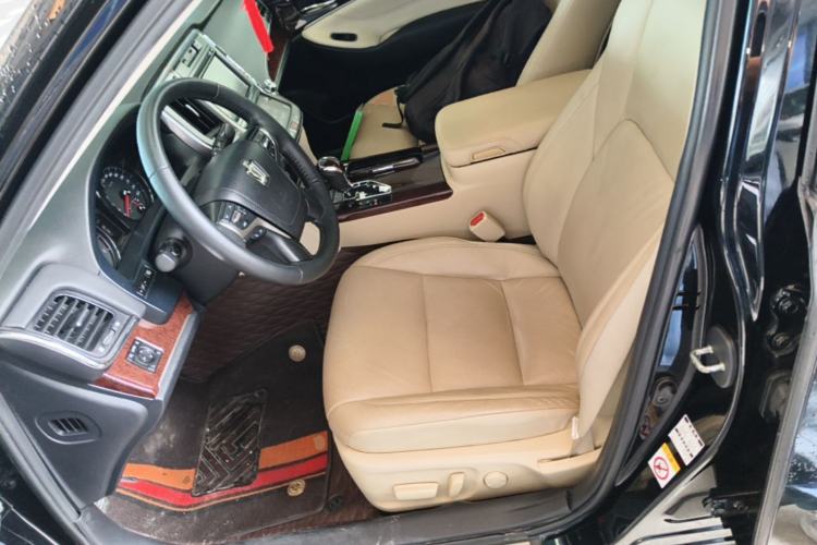 Used Toyota Crown 2018 2.0T Fashion Edition Left Front Seat