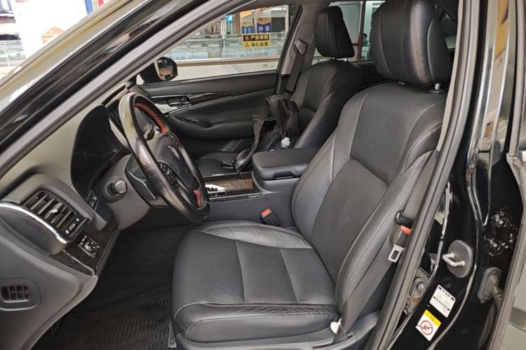 Used Toyota Crown 2018 2.0T Fashion Edition Left Front Seat