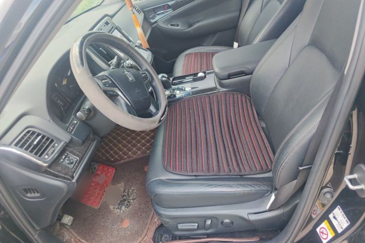 Used Toyota Crown 2018 2.0T Fashion Edition Left Front Seat