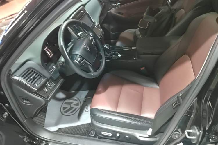 Used Toyota Crown 2018 2.0T Sport Edition Left Front Seat