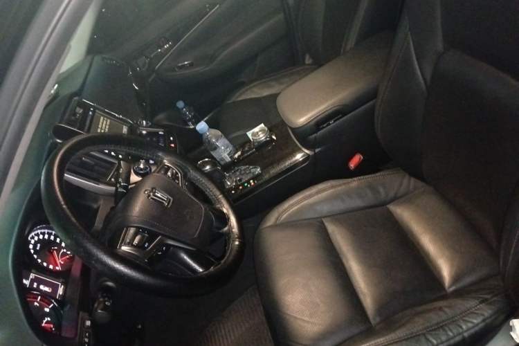 Used Toyota Crown 2018 2.0T Fashion Edition Left Front Seat