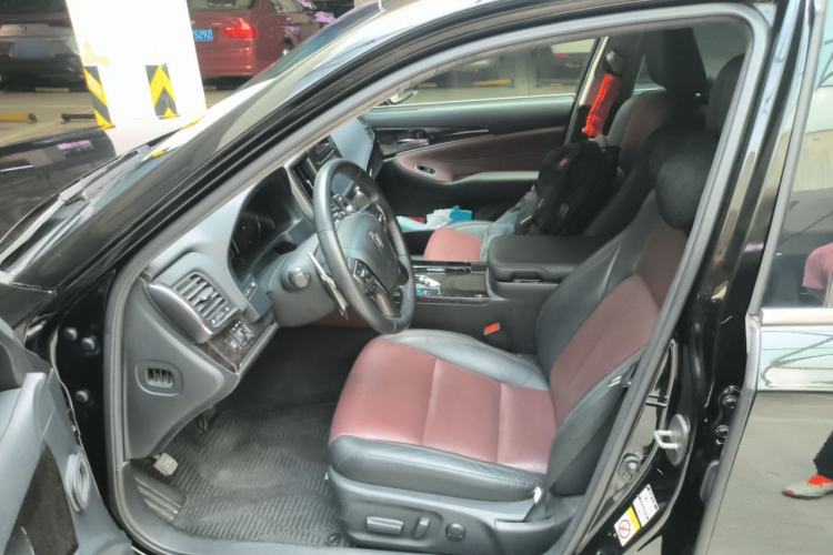 Used Toyota Crown 2018 2.0T Sport Edition Left Front Seat