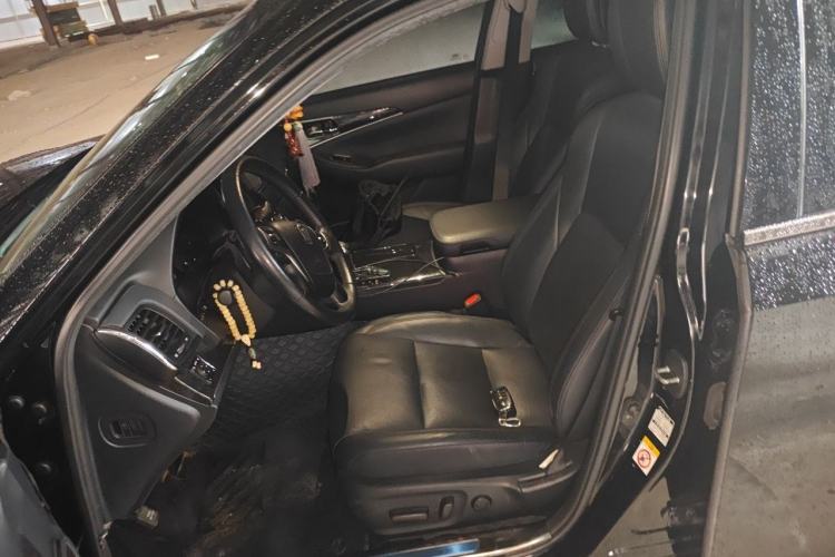 Used Toyota Crown 2018 2.0T Fashion Edition Left Front Seat
