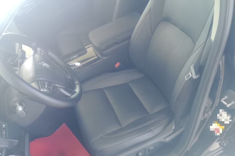 Used Toyota Crown 2018 2.0T Fashion Edition Left Front Seat