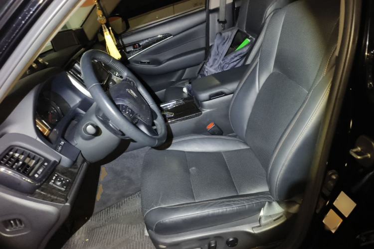 Used Toyota Crown 2018 2.0T Fashion Edition Left Front Seat