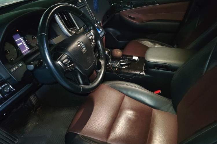 Used Toyota Crown 2018 2.0T Sport Edition Left Front Seat
