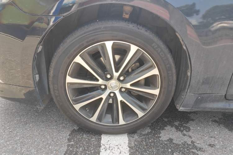 Used Toyota Crown 2018 2.0T Fashion Edition Left Front Wheel Hub