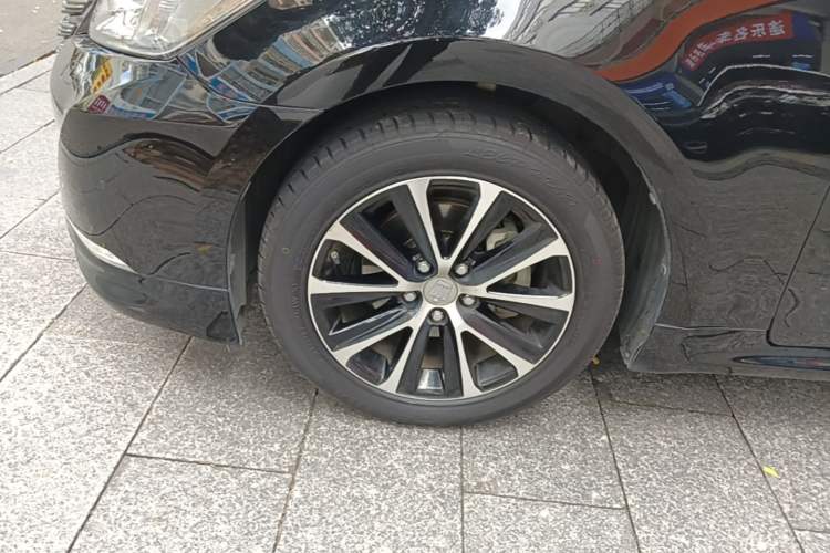 Used Toyota Crown 2018 2.0T Fashion Edition Left Front Wheel Hub