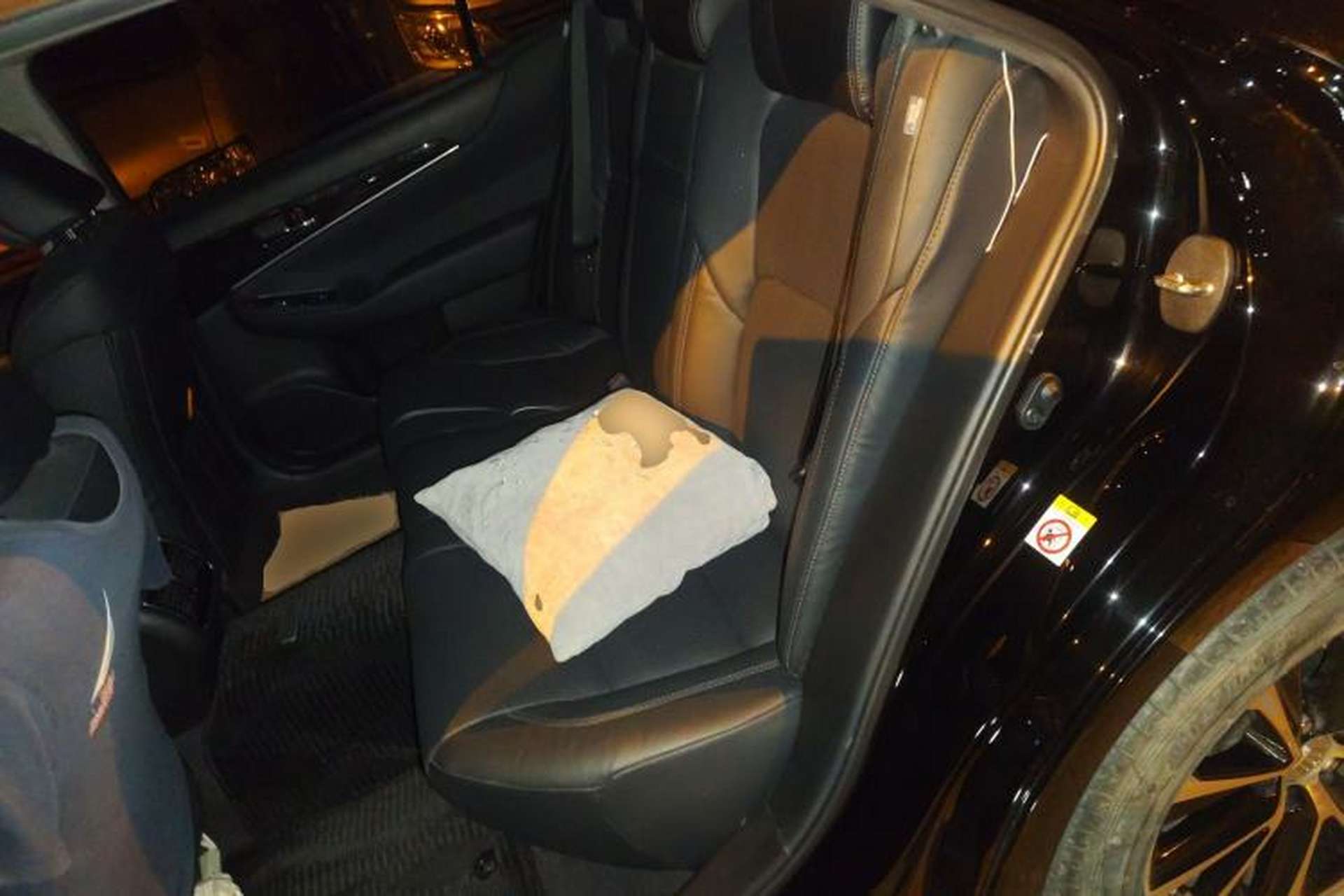 Used Toyota Crown 2018 2.0T Fashion Edition Left Rear Seat