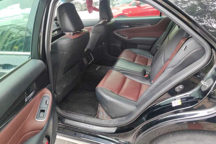 Used Toyota Crown 2018 2.0T Sport Edition Left Rear Seat
