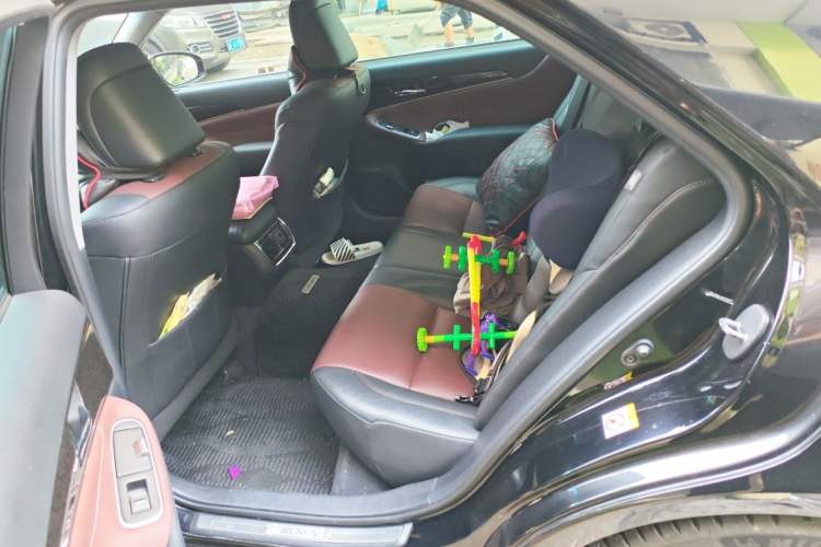 Used Toyota Crown 2018 2.0T Sport Edition Left Rear Seat