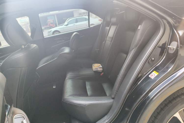 Used Toyota Crown 2018 2.0T Fashion Edition Left Rear Seat