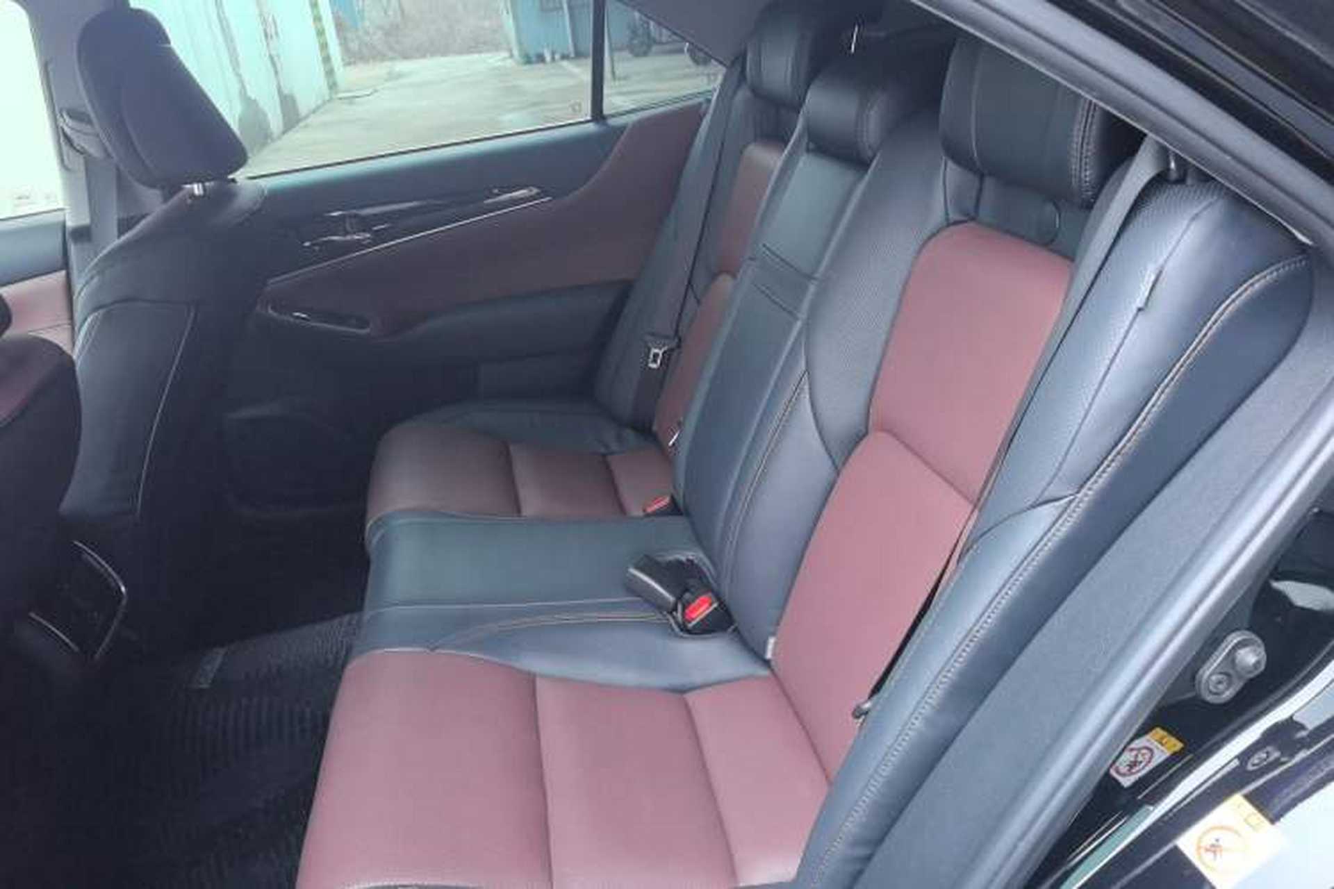 Used Toyota Crown 2018 2.0T Sport Edition Left Rear Seat