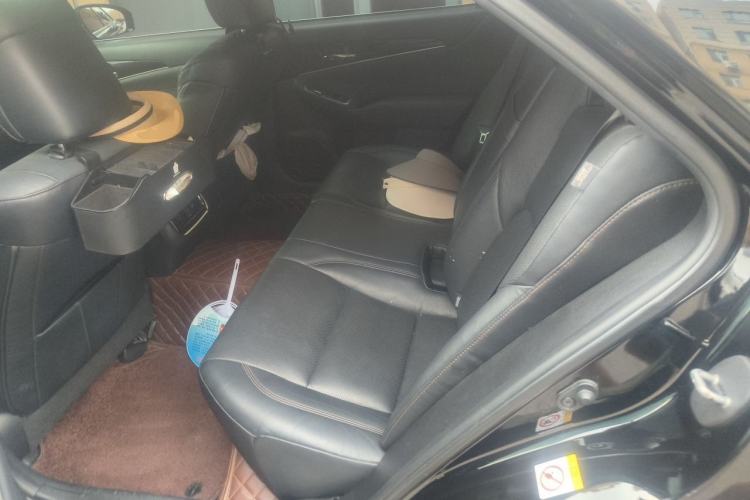 Used Toyota Crown 2018 2.0T Fashion Edition Left Rear Seat