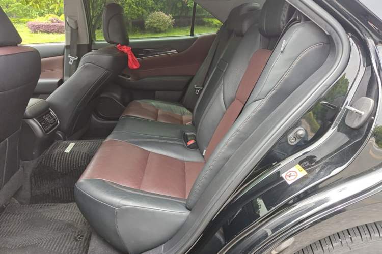 Used Toyota Crown 2018 2.0T Sport Edition Left Rear Seat