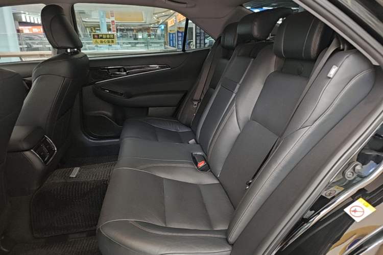 Used Toyota Crown 2018 2.0T Fashion Edition Left Rear Seat