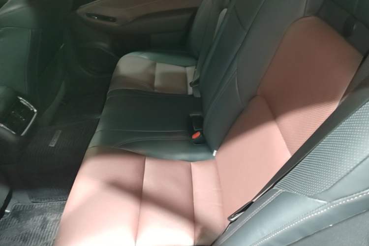Used Toyota Crown 2018 2.0T Sport Edition Left Rear Seat