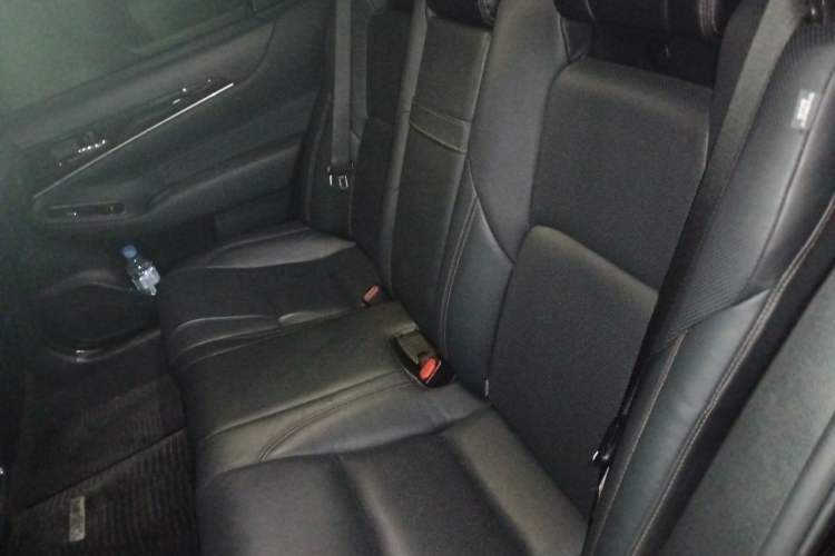 Used Toyota Crown 2018 2.0T Fashion Edition Left Rear Seat