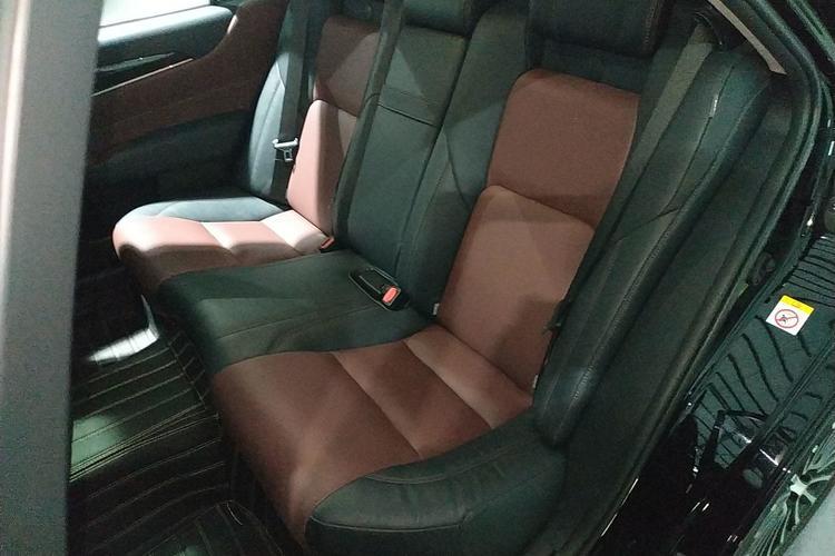 Used Toyota Crown 2018 2.0T Sport Edition Left Rear Seat