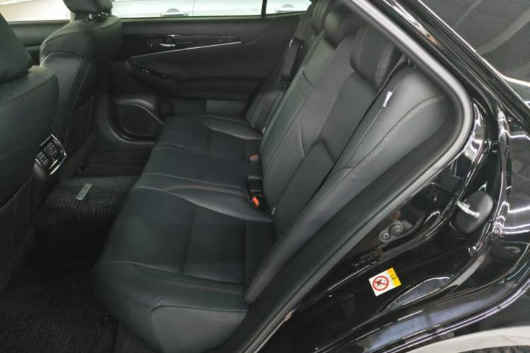Used Toyota Crown 2018 2.0T Fashion Edition Left Rear Seat