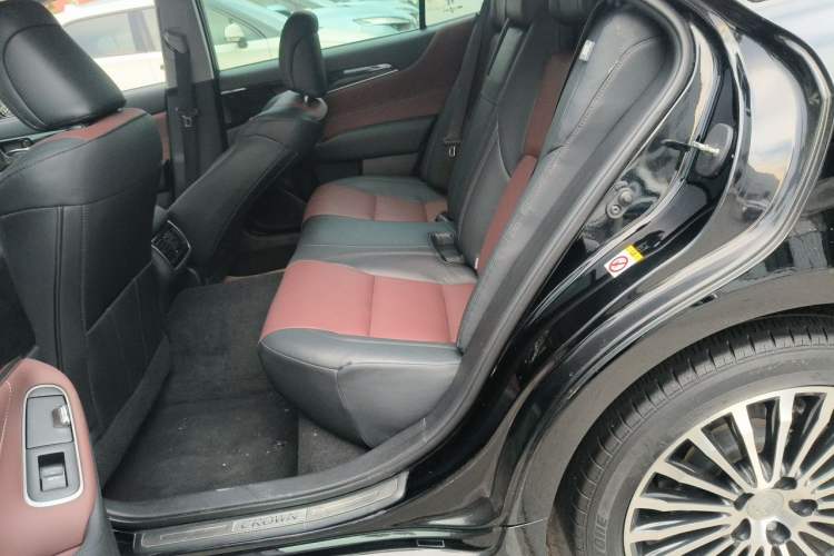 Used Toyota Crown 2018 2.0T Sport Edition Left Rear Seat