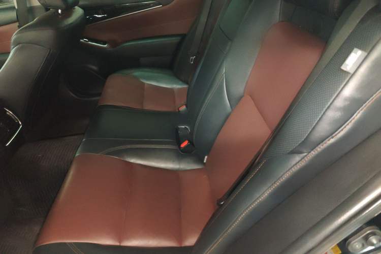 Used Toyota Crown 2018 2.0T Sport Edition Left Rear Seat