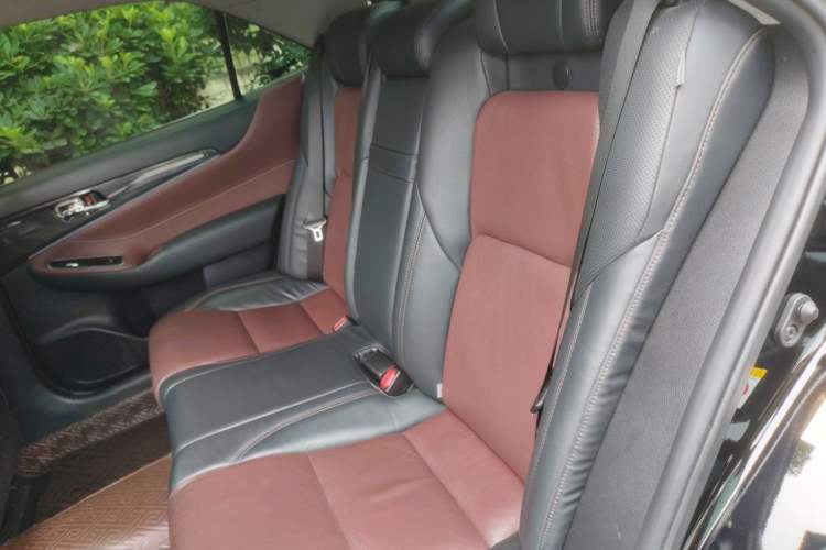 Used Toyota Crown 2018 2.0T Sport Edition Left Rear Seat