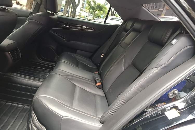 Used Toyota Crown 2018 2.0T Fashion Edition Left Rear Seat