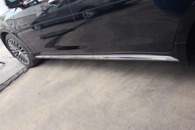 Used Toyota Crown 2018 2.0T Sport Edition Left Side Sill