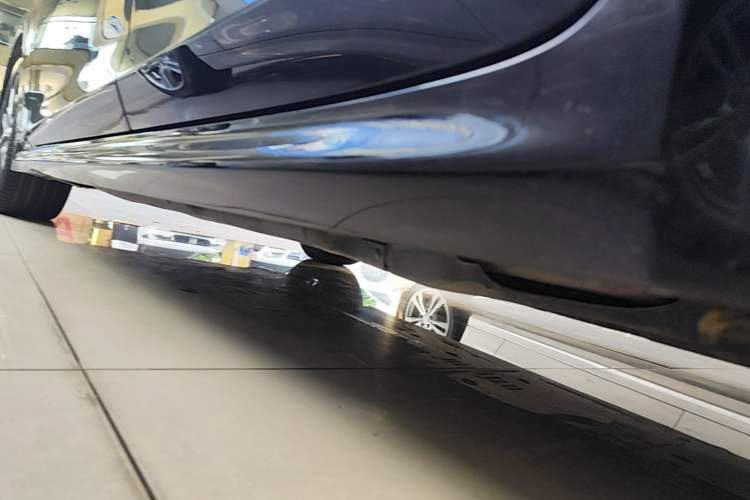 Used Toyota Crown 2018 2.0T Fashion Edition Left Side Sill