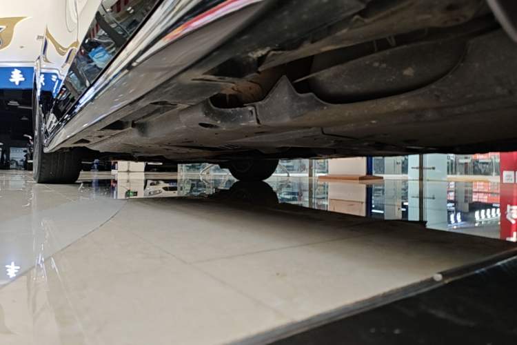 Used Toyota Crown 2018 2.0T Fashion Edition Left Side Sill