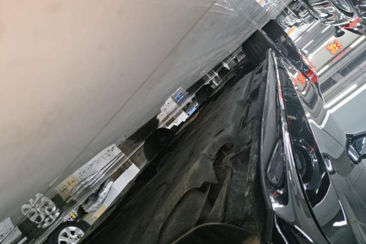 Used Toyota Crown 2018 2.0T Fashion Edition Left Side Sill