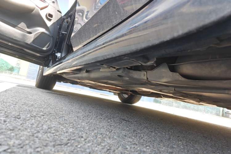 Used Toyota Crown 2018 2.0T Fashion Edition Left Side Sill