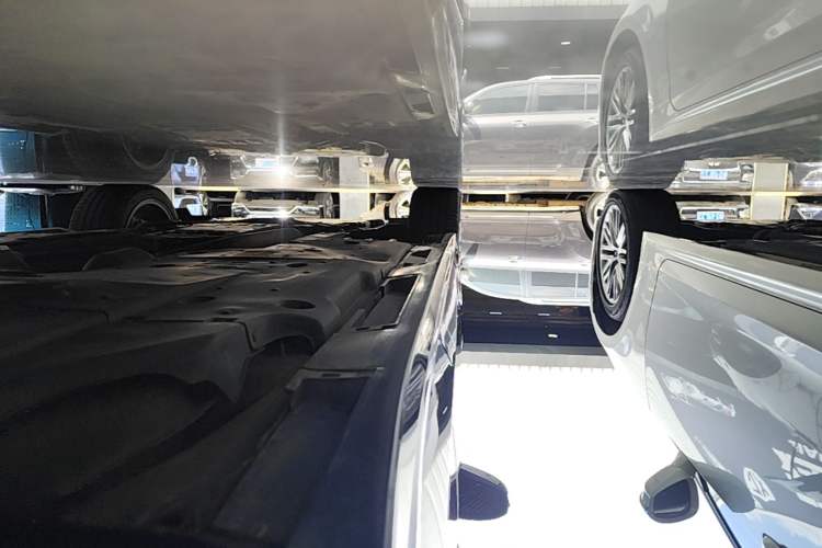 Used Toyota Crown 2018 2.0T Sport Edition Left Side Sill