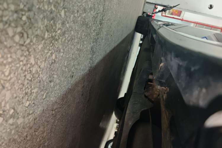 Used Toyota Crown 2018 2.0T Sport Edition Left Side Sill