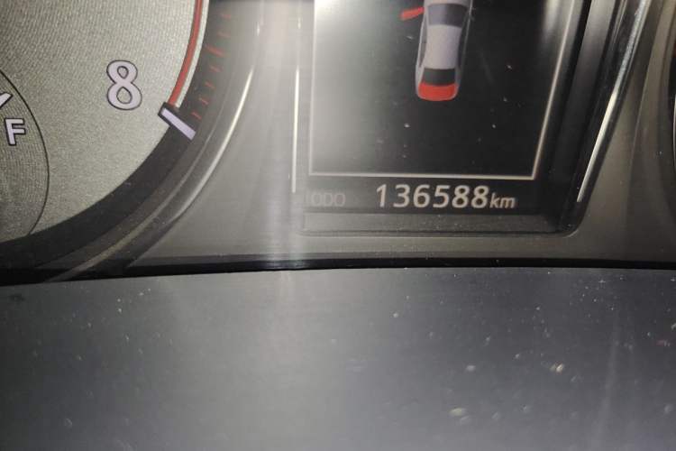 Used Toyota Crown 2018 2.0T Sport Edition Odometer Close Up