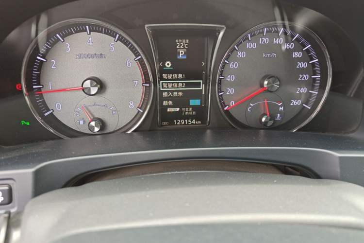 Used Toyota Crown 2018 2.0T Sport Edition Odometer Close Up