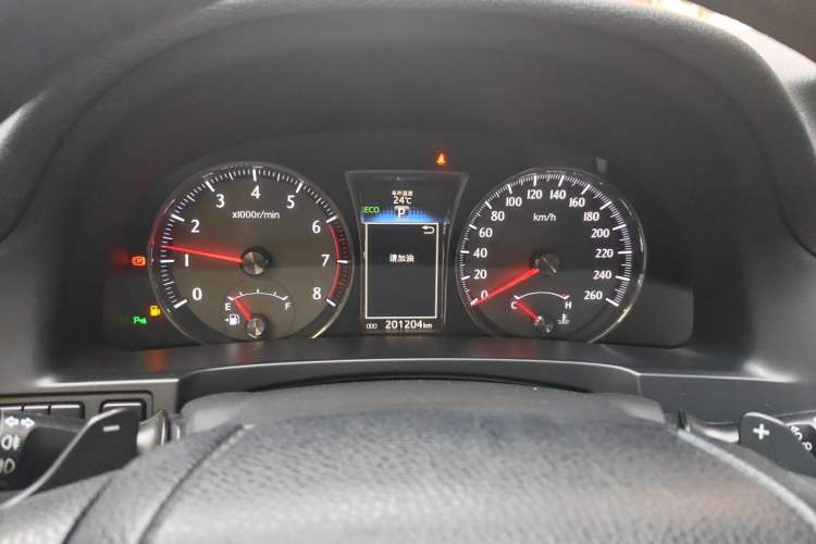 Used Toyota Crown 2018 2.0T Sport Edition Odometer Close Up