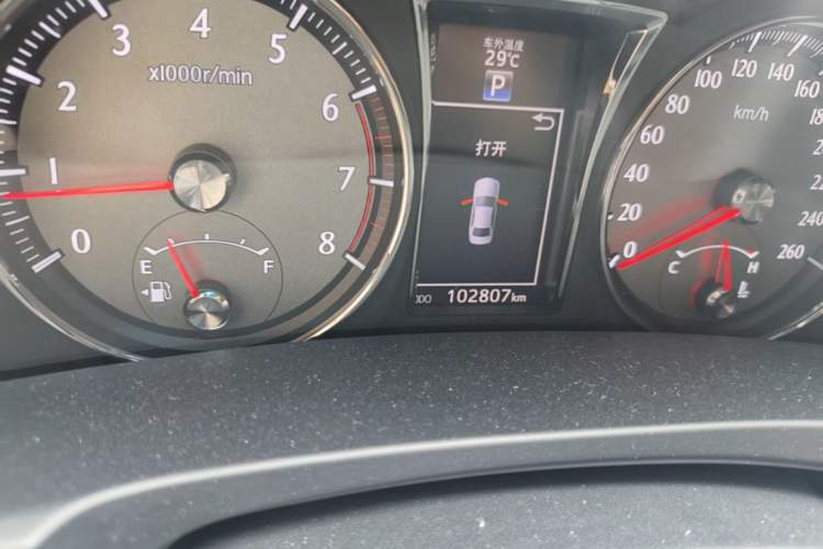 Used Toyota Crown 2018 2.0T Sport Edition Odometer Close Up