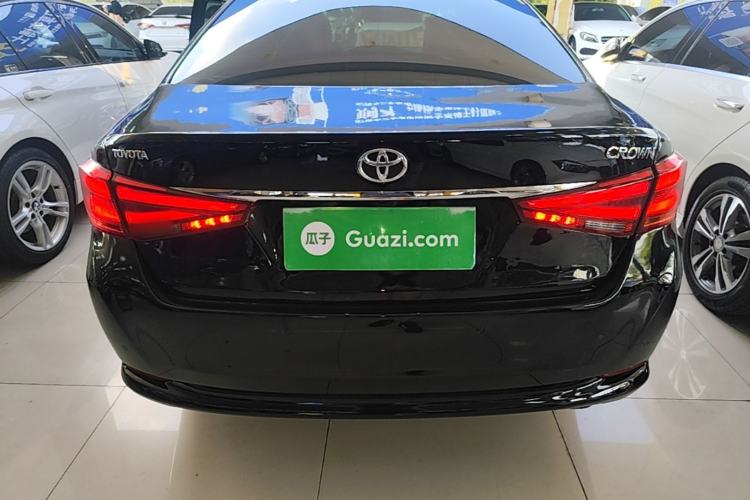 Used Toyota Crown 2018 2.0T Fashion Edition Rear