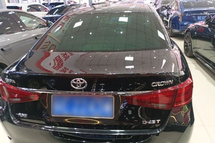 Used Toyota Crown 2018 2.0T Fashion Edition Rear