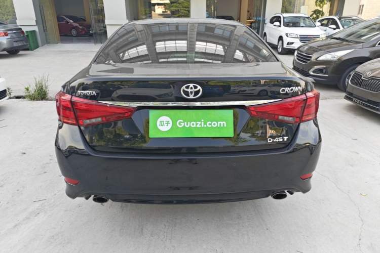 Used Toyota Crown 2018 2.0T Fashion Edition Rear